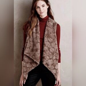Anthropologie Elevenses Brown Taupe Pelage Faux Fur Vest Draped Size S Plush